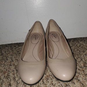 Life Stride soft system shoe
